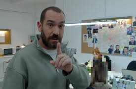 Medina: The Celebrity Scammer: "Do you remember me?"