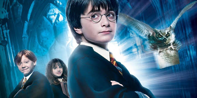 15:30: HOME CINEMA: 'HARRY POTTER Y LA PIEDRA FILOSOFAL' | Cuatro | 11/22 2025