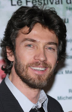 Alessio Boni as 