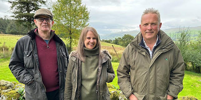 3:00 PM: Escape to the Country (S25) | BBC One | 1/21 2026