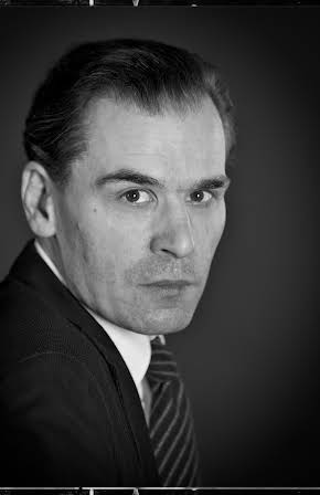 Christian Harting as 