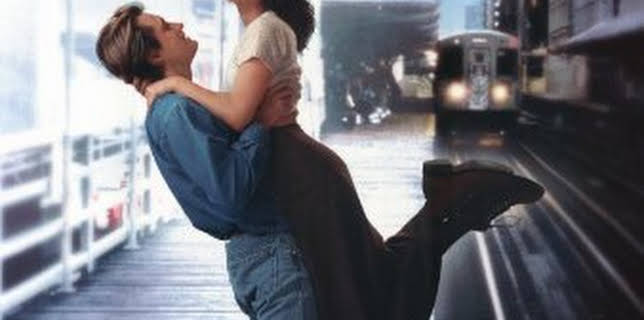 15:55: Mientras dormías (IMDb 6.8) | Odisea | 12/27 2025