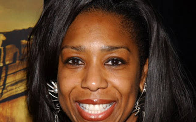 Dawnn Lewis