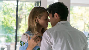 21:00: A Simple Favor | Viasat Film Family | 4/17 2026