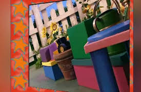 Elliot Moose: Beaverton's Dam/Star Players/Socksel and Grelliot/The Mapleberry Hog