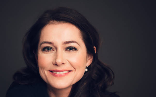 Sidse Babbett Knudsen