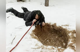 Stuck with Hackett: Hot Tub on Ice