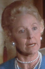 Sylvia Marriott como 