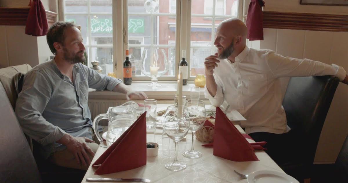 19/6 19:00 | Med Kniven for Struben på TV3