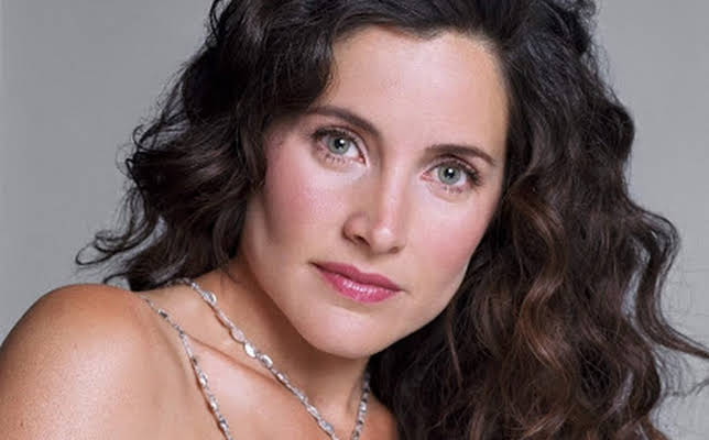 Rachel Shelley