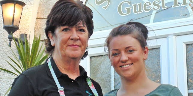 3:45 PM: Four in a Bed | More 4 | 1/15 2026