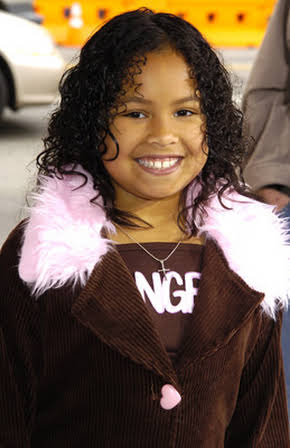 Chantel Valdivieso as 