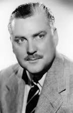Nigel Bruce como Gordon Cochran Thwaite aka Beaky