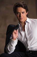 Juan Luis Arias como 