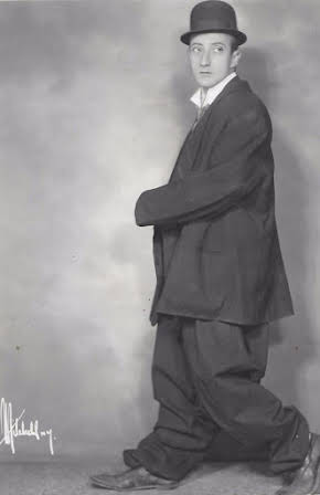 John Berkes as Papa Minosa