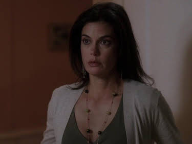 18:35: Desperate Housewives | Sixx | 5/22 2026