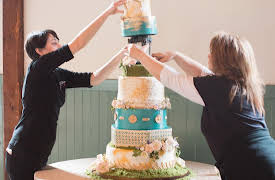 Cake Hunters, Season 1: Flower Power