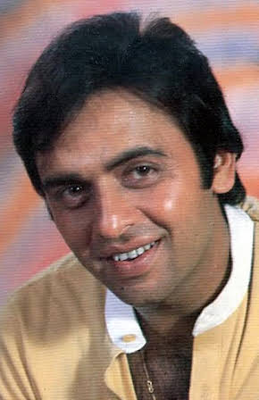Vinod Mehra as 