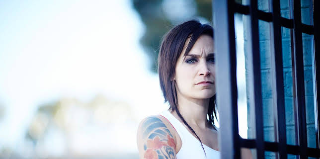 12:00 AM: Wentworth Prison (S1 E6) (S1) | 5 Select | 1/14 2026