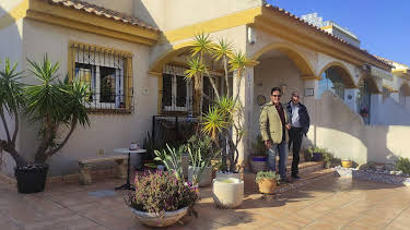 7:00 PM: New: A Place in the Sun | Channel 4 | 1/14 2026