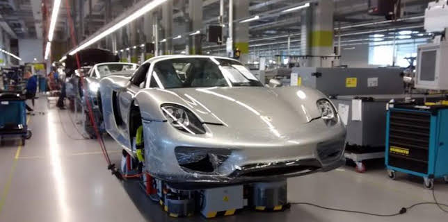 6:00 AM: How It's Made: Dream Cars (S2) | Discovery Channel | 3/16 2026