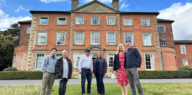 8:25 PM: Four in a Bed | More 4 | 12/21 2025