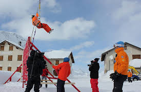 Wild Weather with Richard Hammond, Season 1: Water: The Shape Shifter