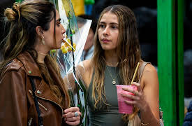 Calle y Poché: No Labels: Episode 3