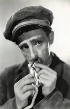 Xan das Bolas como Don Calixto, administrador