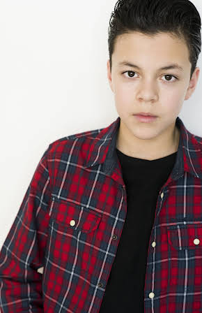Luca Villacis as Henry