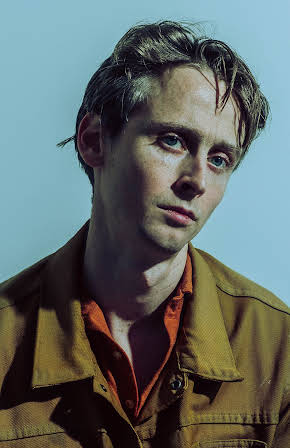 Bill O'Neill as Dean