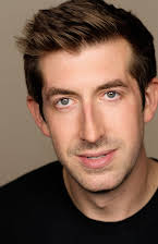 Patrick Warner como Young Man on Cellphone