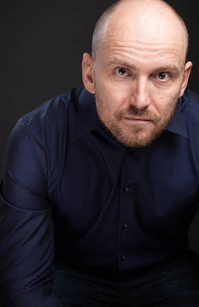 Raphael Kepinski as 