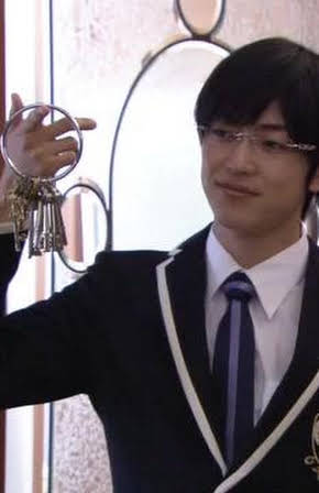 Shunsuke Daitoh as 