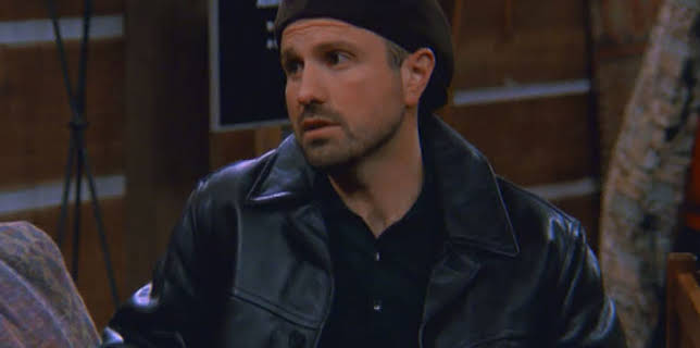 07:00: Just Shoot Me! (S3 E19) (S3) | TV6 | 2/9 2026