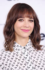 Rashida Jones como 