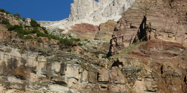 03:00: Die Entstehung der Erde | ZDFinfo | 12/21 2025