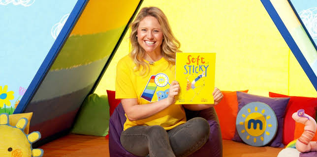 9:10 AM: Milkshake! Story Den (S3 E7) (S3) | Channel 5 | 1/2 2026