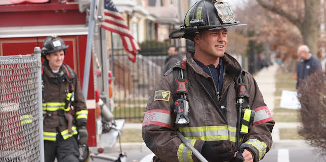 01:15: Chicago Fire (S12 E7) (S12) | TV6 | 11/28 2025