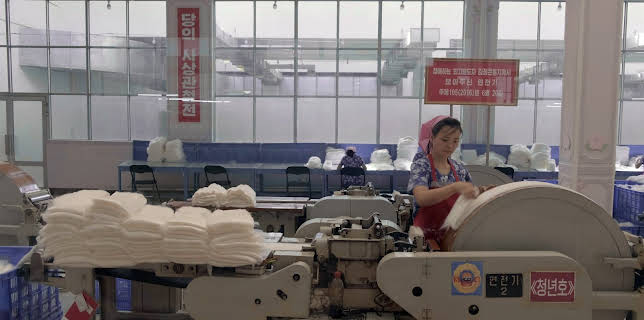 17:45: Büro 39 - Nordkoreas schwarze Kassen | ZDFinfo | 12/17 2025