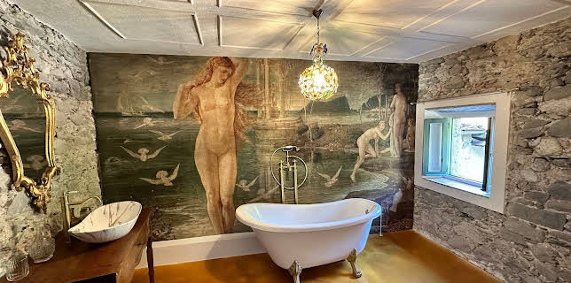 00:15: Amanda og Alans italienske rønne: Badene | NRK 2 | 11/20 2025