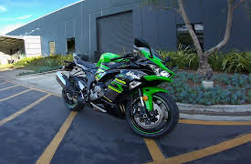 Throttle Out Commute: 2019 Kawasaki ZX-6R