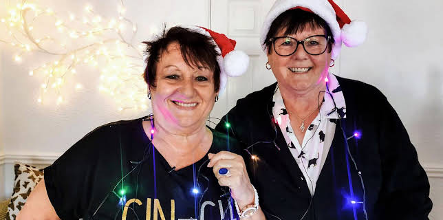 3:00 AM: Bargain Loving Brits in the Sun at Christmas Special 2022 | Channel 5 | 12/27 2025