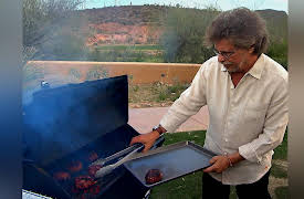 Steven Raichlen's Project Smoke: Smoking the Competition: Our Tailgating Show