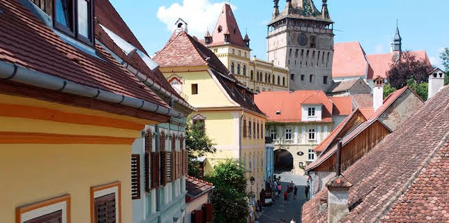 05:00: Transsilvanien - Das Herz Rumäniens | Arte | 2/3 2026