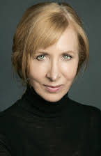 Elizabeth Moynihan as 