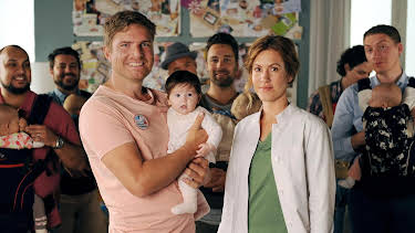 12:55: Toni, männlich, Hebamme - Allein unter Frauen | SR Fernsehen | 5/6 2026