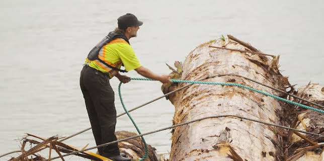16:40: The Last Woodsmen (S1 E6) (S1) | Discovery Channel | 12/27 2025