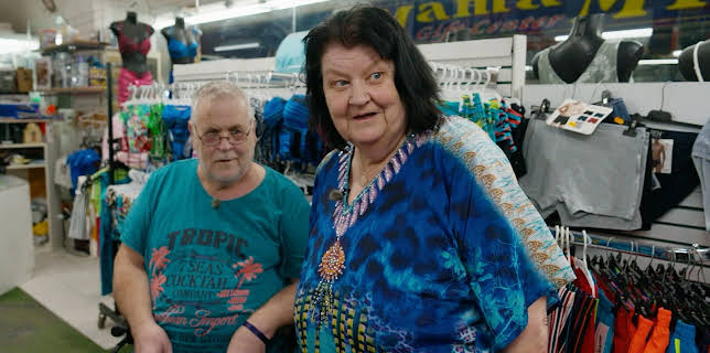 22:00: Charterfeber (Sverige) (S1 E2) (S1) | TV3 | 2/10 2026