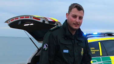 10:00 PM: 999: Emergency Call Out (S1 E10) (S1) | 5 Star | 6/10 2026